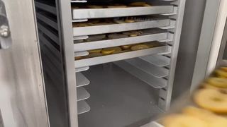 Surgélateur industriel pour refroidissement rapide de la viande et du poulet