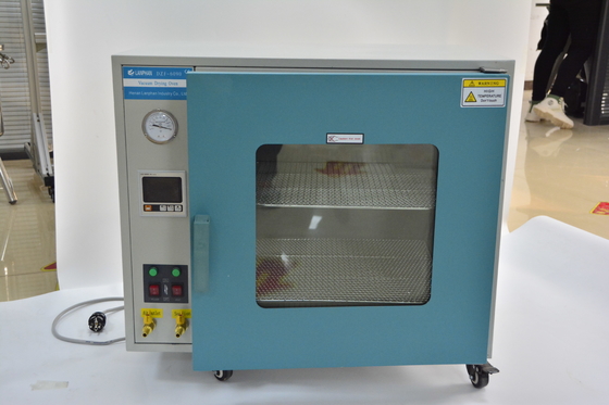 Autoréglage chimique du four 2000W PID de séchage sous vide des recherches SS304